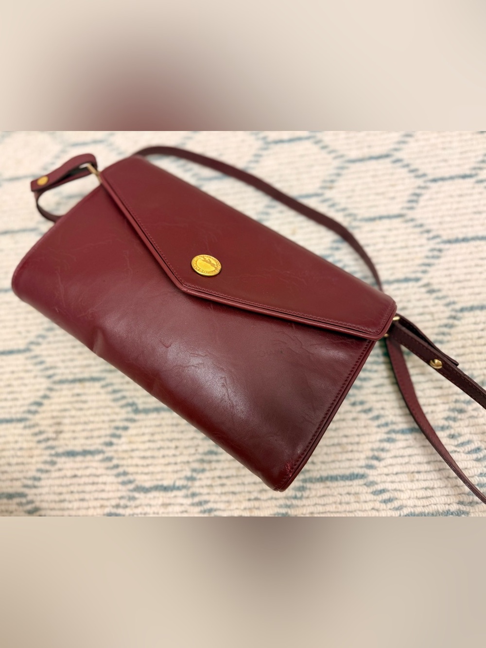 LONGCHAMP Vintage 80’s Rare Burgundy Embossed Horse Leather Crossbody Clutch - Picture 5 of 16